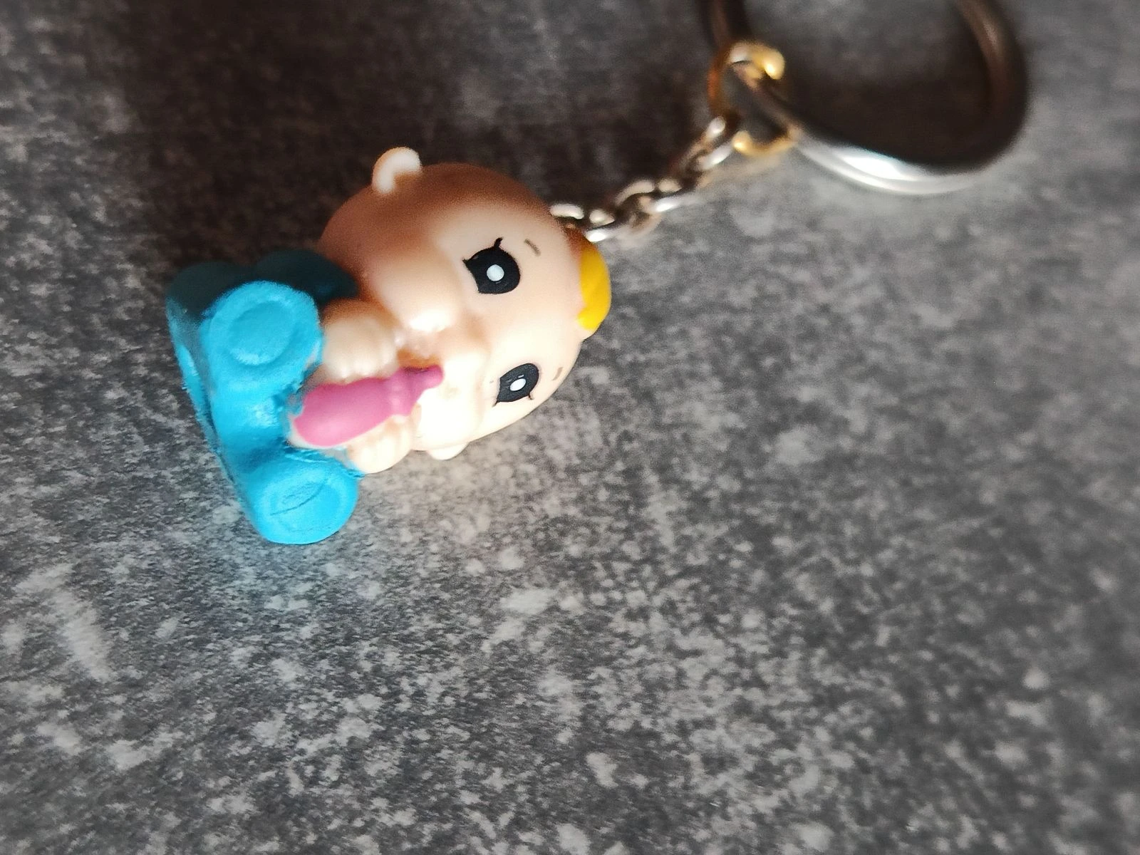 Baby blue pajama keychain – photo 4
